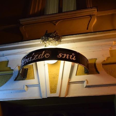 Hotel Hnízdo Snů Hradec Králové Exterior foto